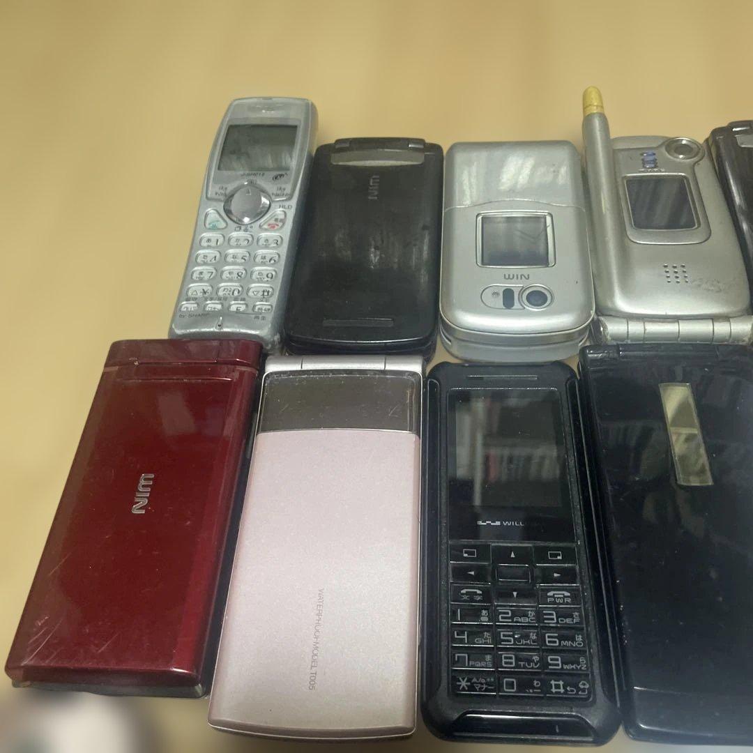 100台　大量　まとめ　携帯電話　ガラケー　本体