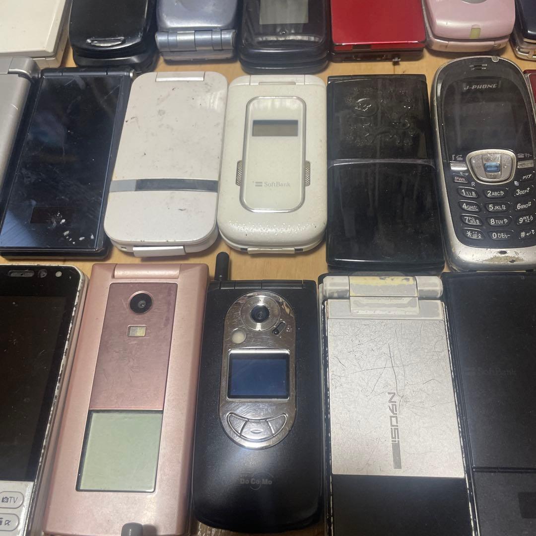 100台　大量　まとめ　携帯電話　ガラケー　本体