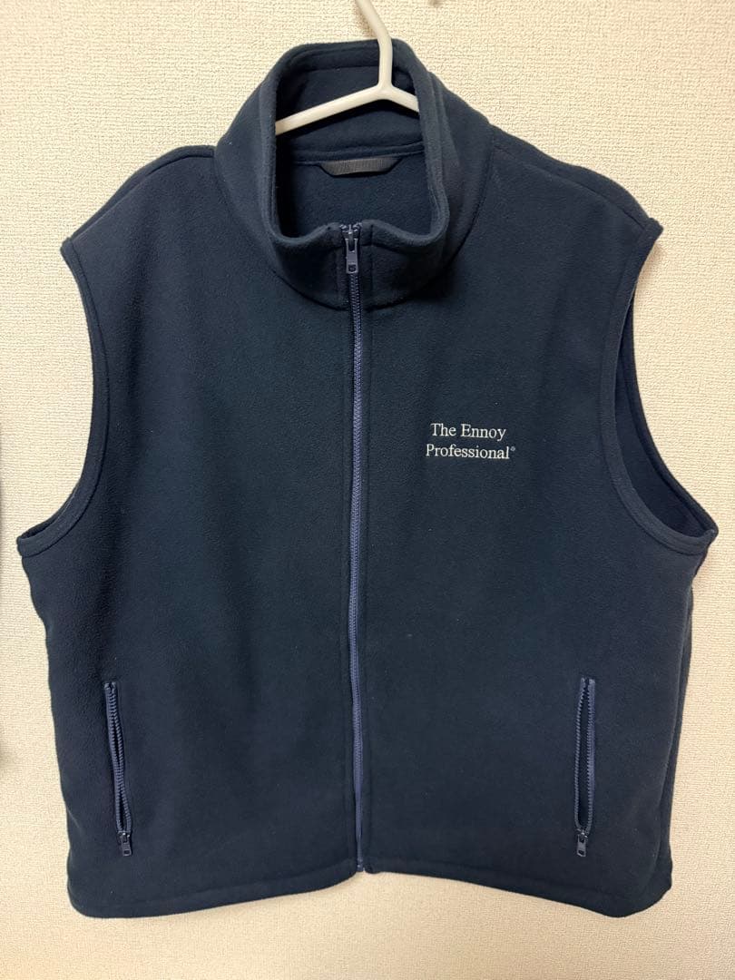 〈お値下げOK〉エンノイ　ベスト　ネイビー　L