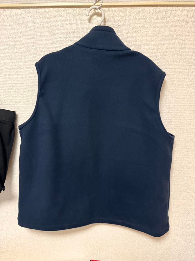 〈お値下げOK〉エンノイ　ベスト　ネイビー　L