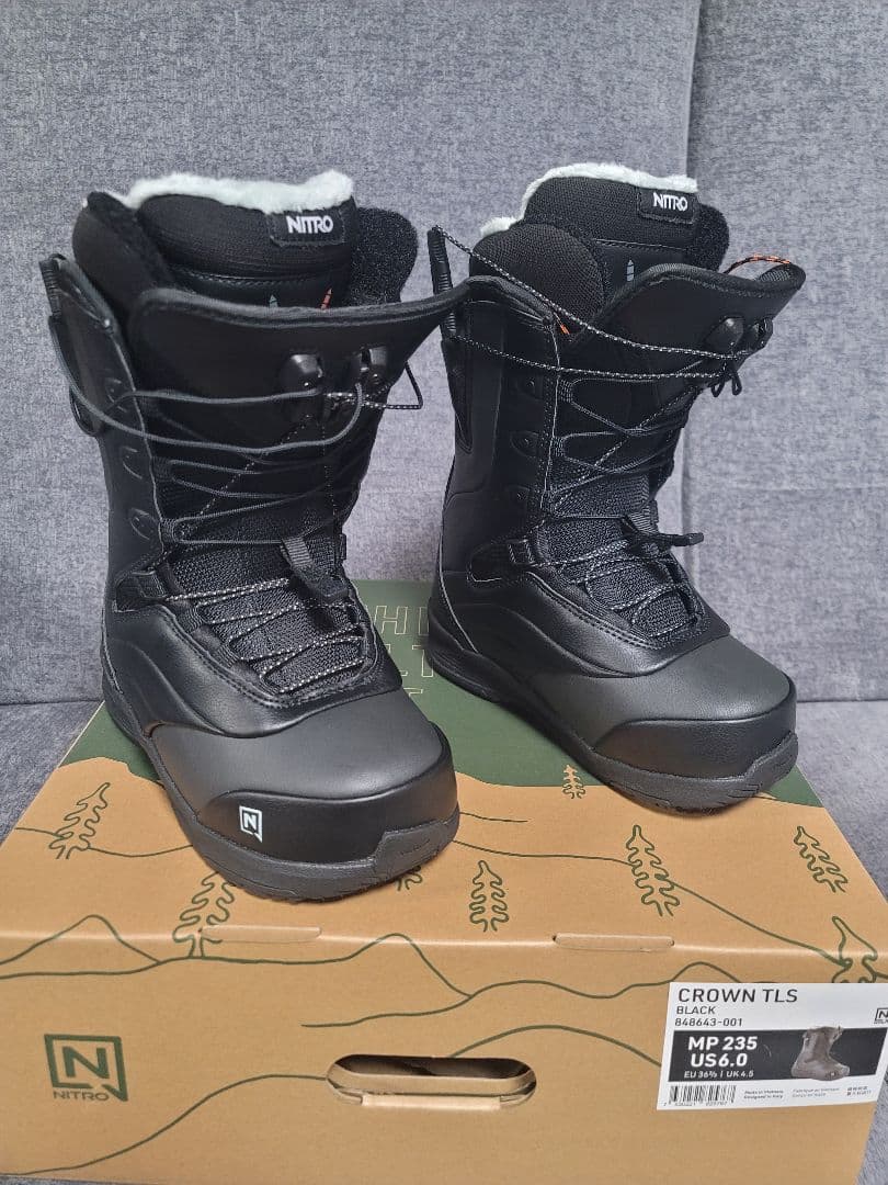 ナイトロ　NITRO CROWN TLS 黒 23.5cm　23-24箱付