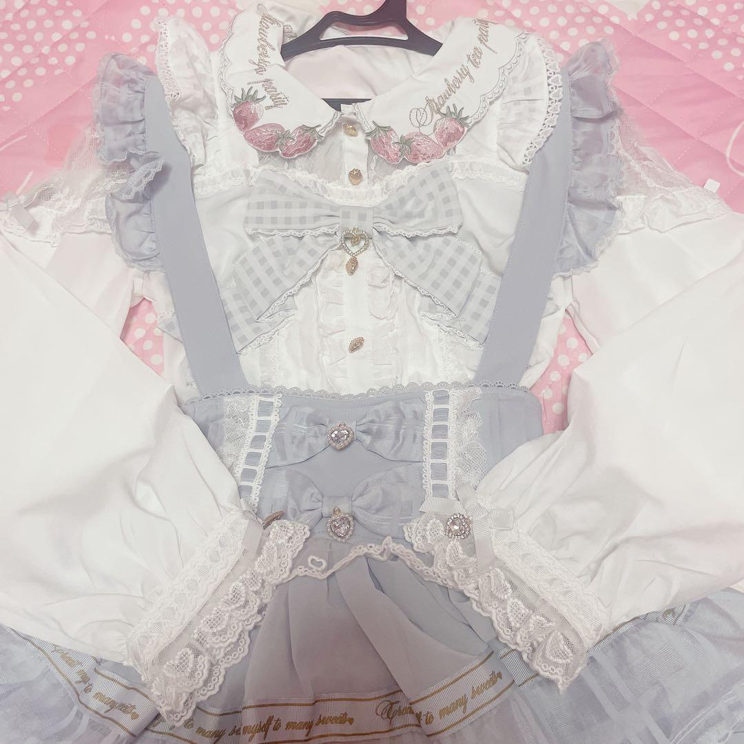 美品♡リズリサ♡いちごブラウス♡ティアードジャンスカ♡水色セット♡