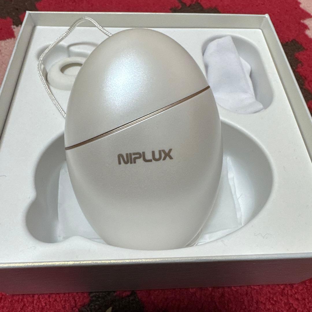 NIPLUX BEGUN 目もとエステ・マッサージャー