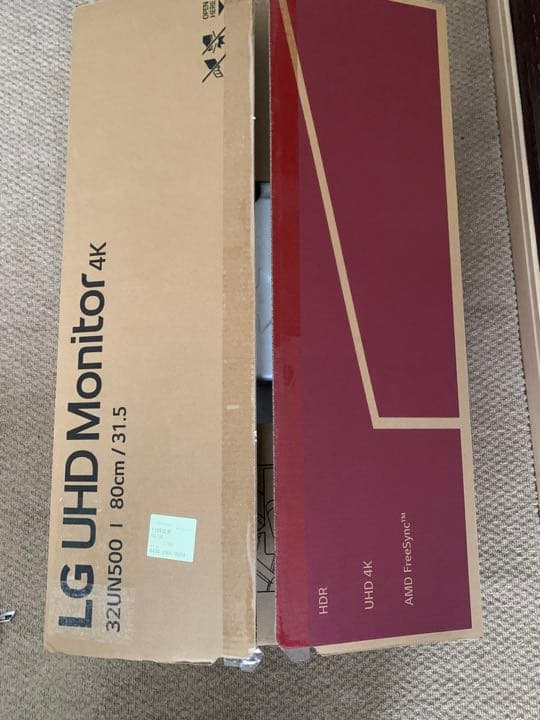 LG 31.5インチ4Kディスプレイ