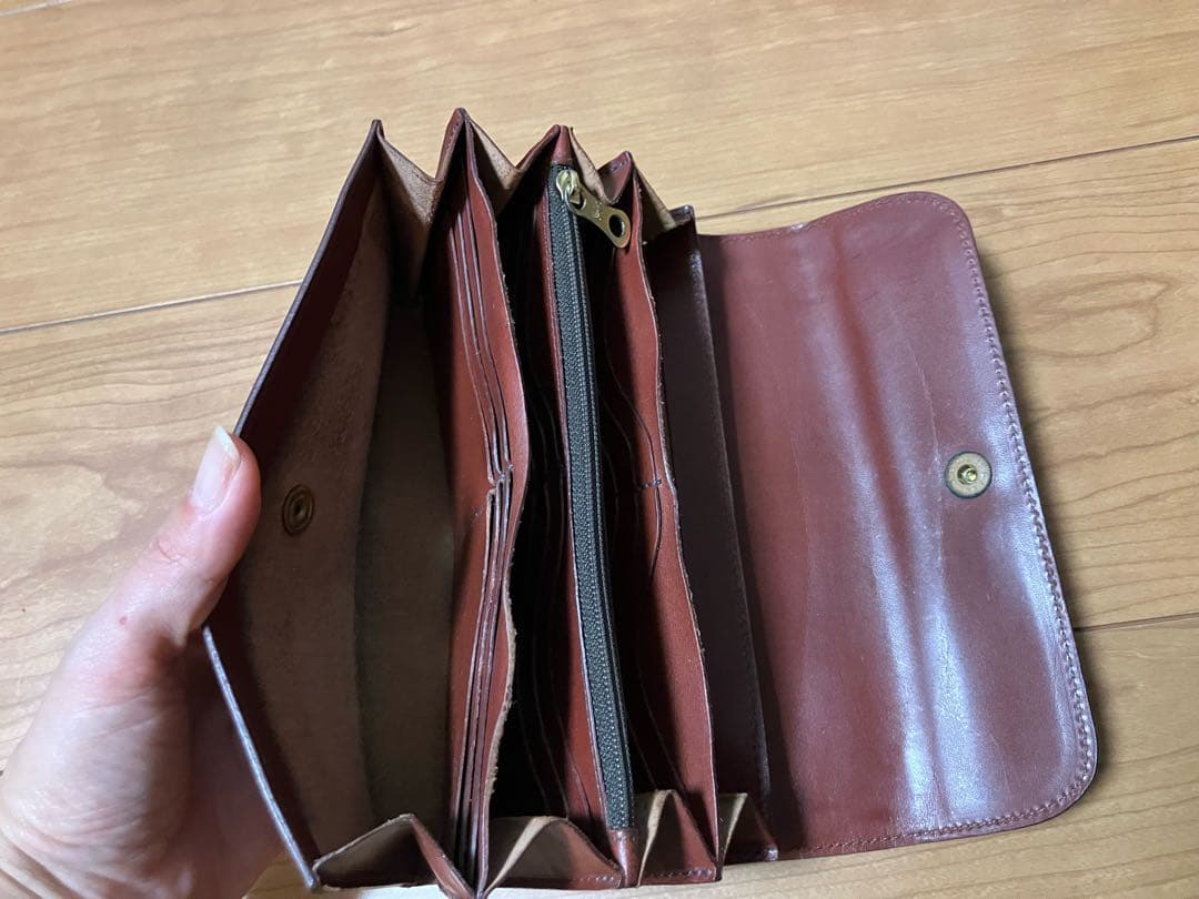 IL BISONTE バケッタスムースレザー 長財布