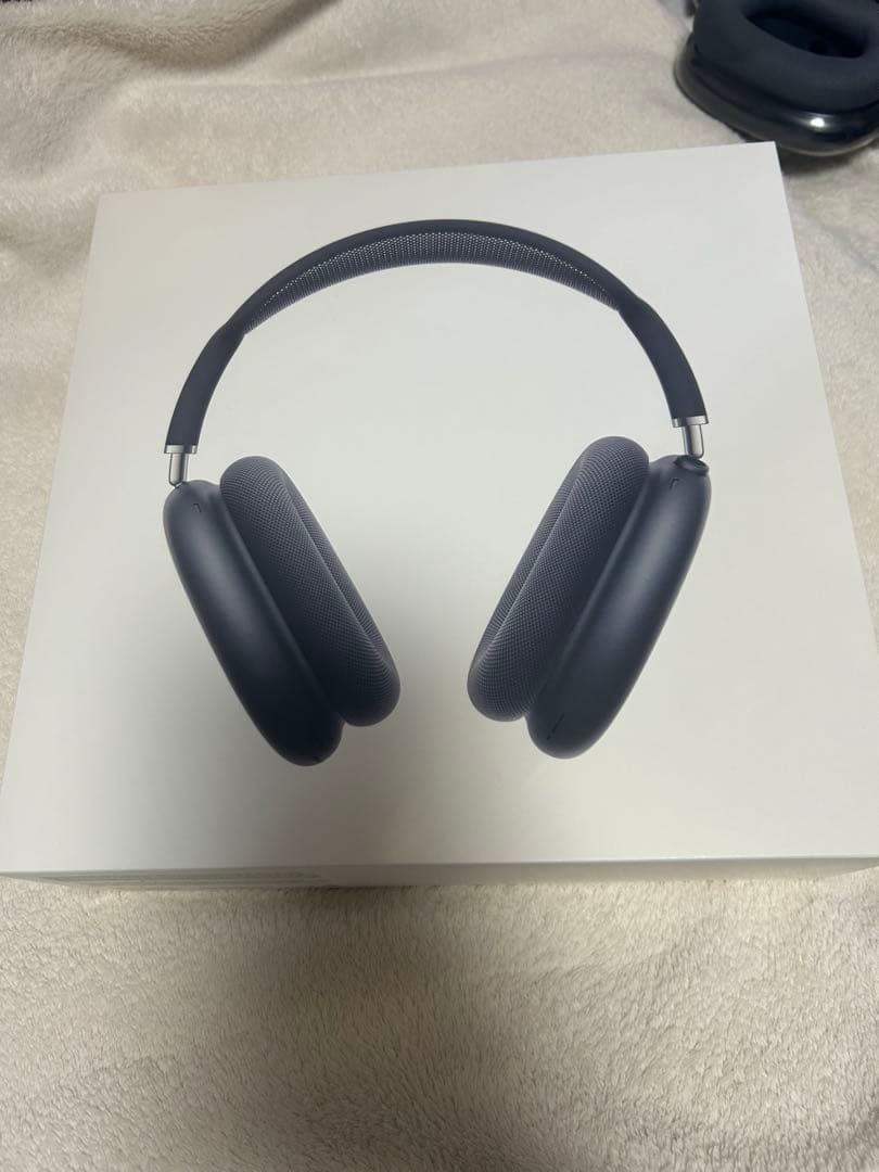 AirPods Max ミッドナイト