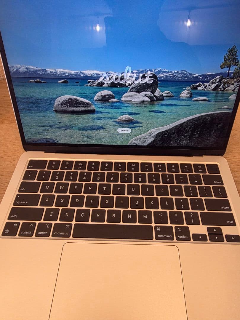 Apple MacBook Air 13.6インチ (M2) 24GB 1TB