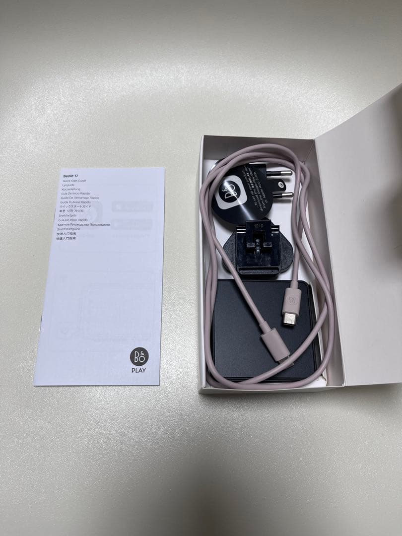 Bang & Olufsen Beolit17 Bluetooth スピーカー