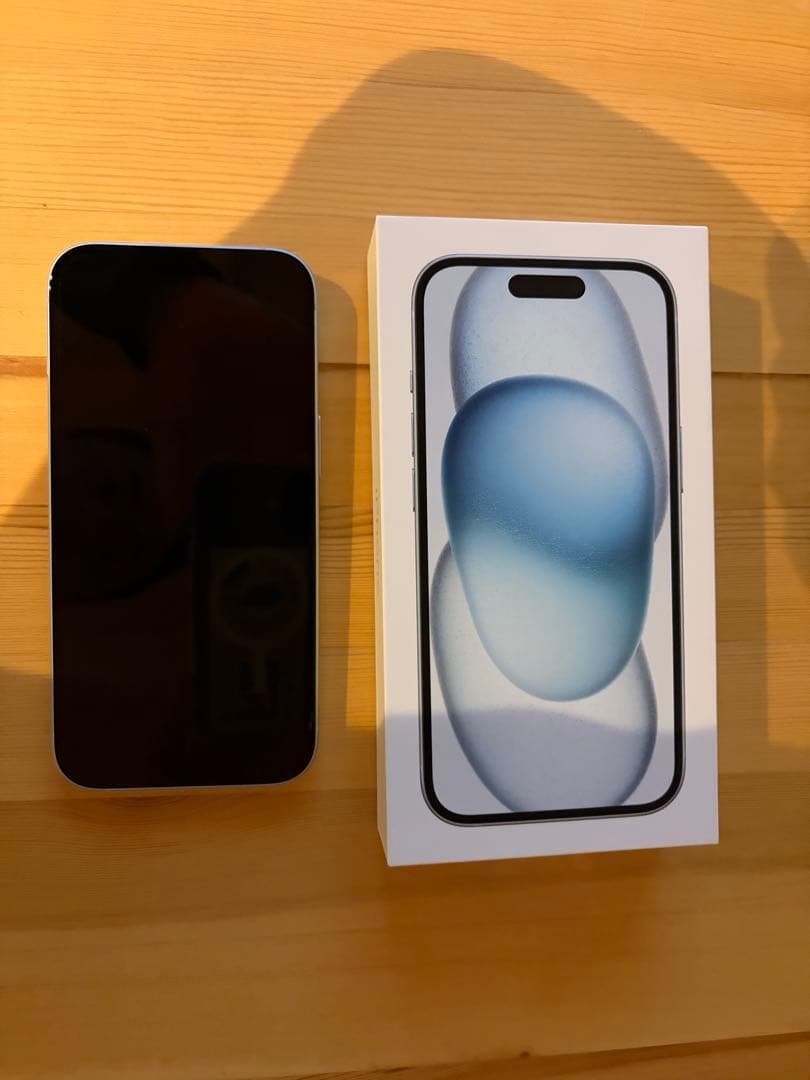 スマートフォン本体 iPhone15 128GB