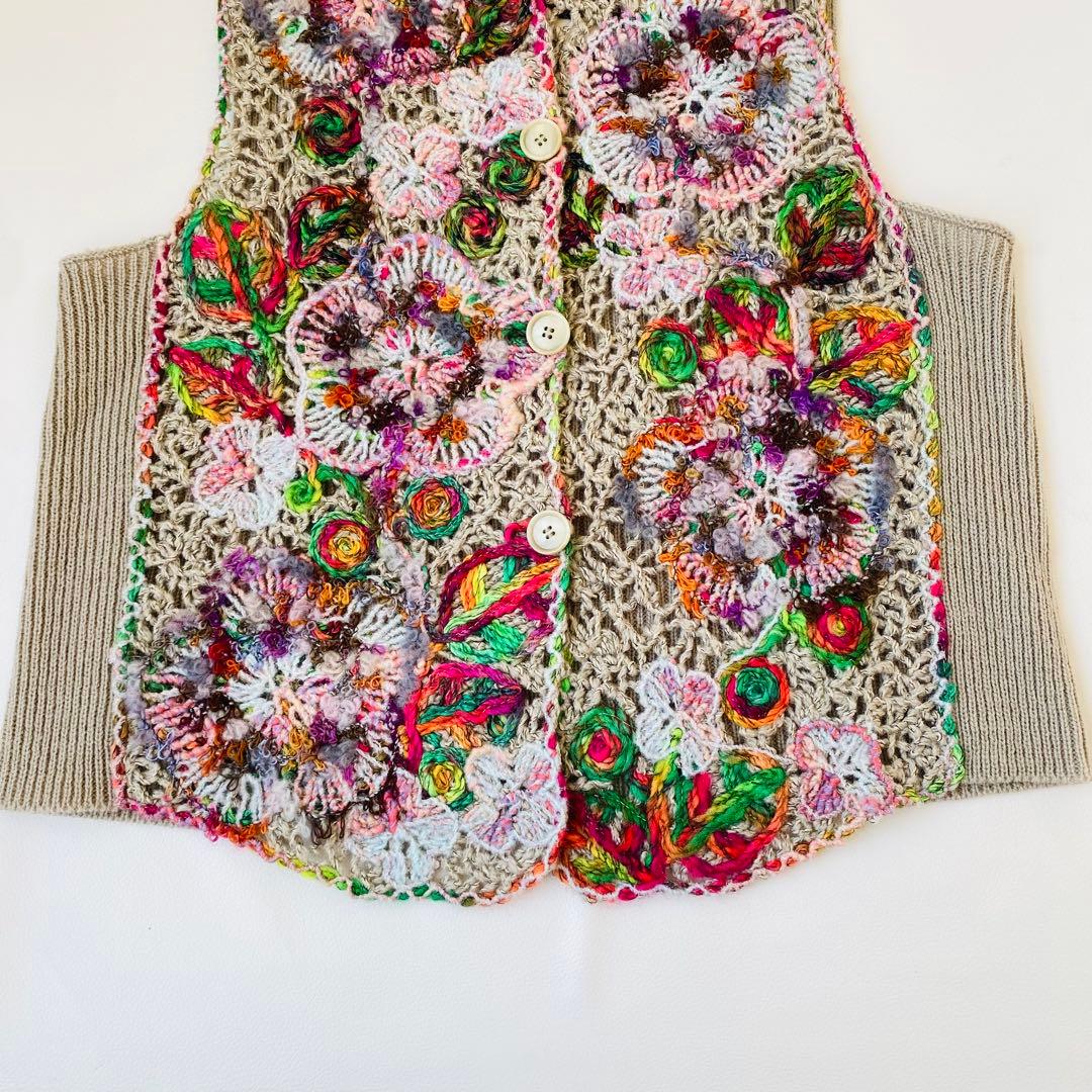 【新品未使用】M.＆KYOKO　ニットベスト　刺繍　花　フラワー　サイズ1