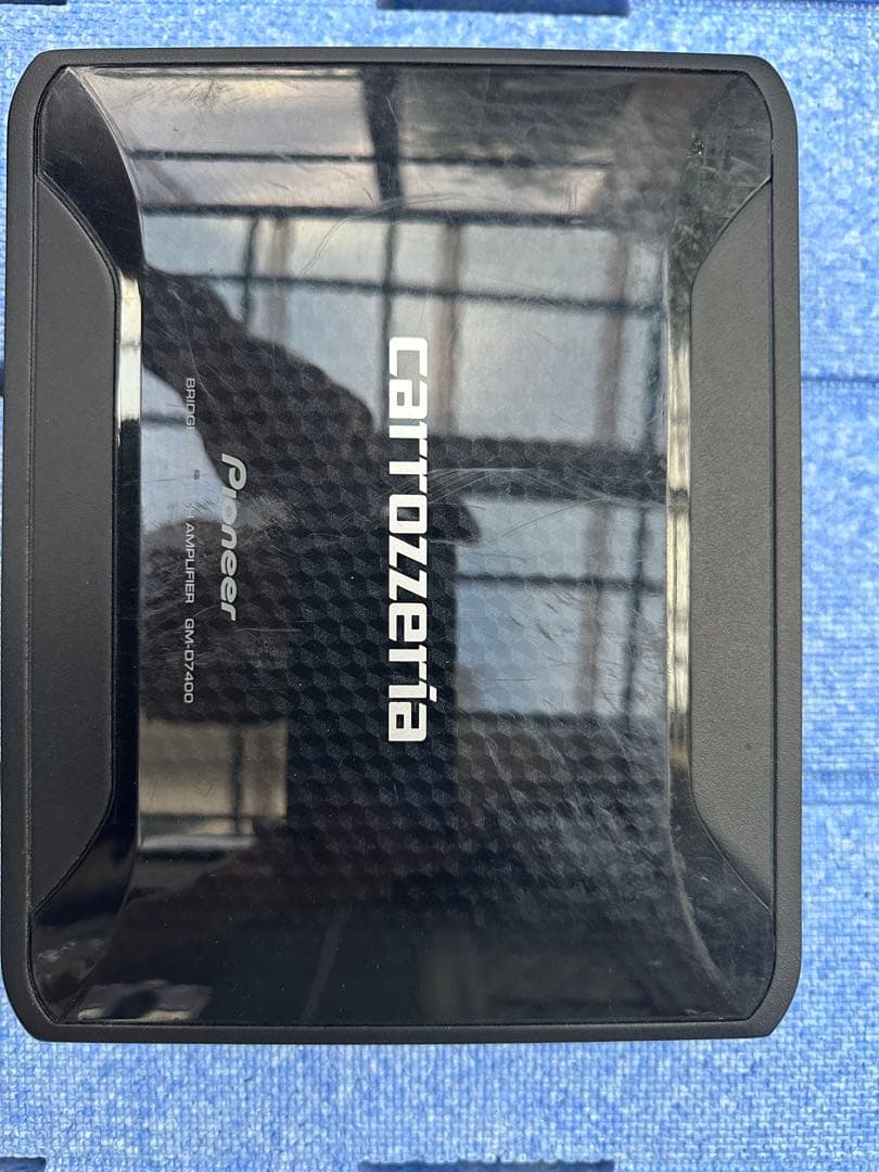 Pioneer carrozzeria GM-D1004 アンプ