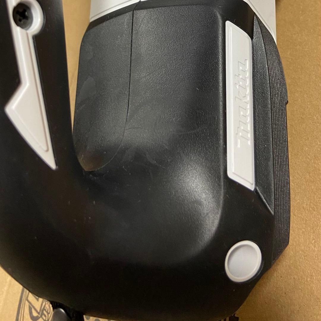 【マキタ】充電式クリーナ (本体のみ/白) CL286FD-ZW（18V）