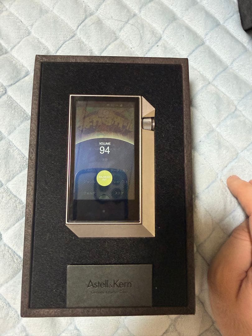 Astell&Kern AK240デジタルオーディオプレーヤー