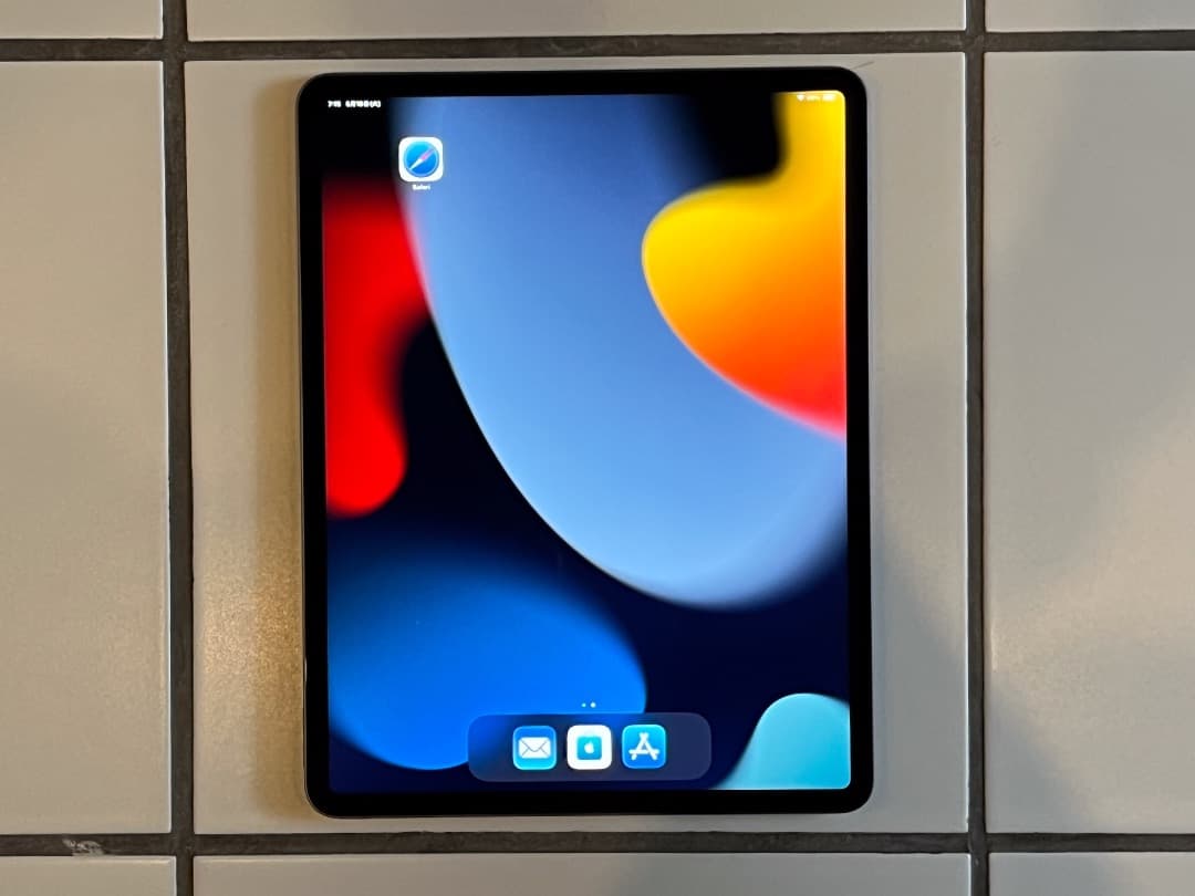 【 美品 】iPad Pro 12.9インチ 128GB ( 第5世代 )