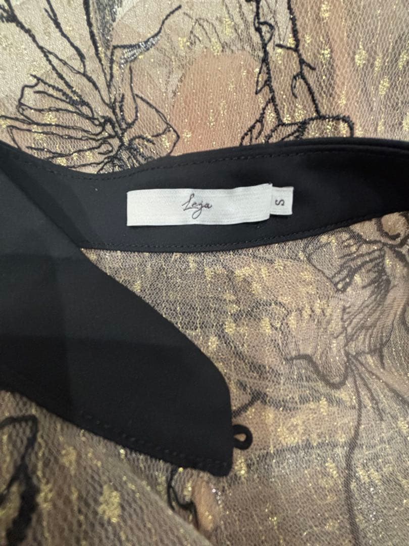 【leja】パイピングハイネック花柄ラメレースワンピースドレス