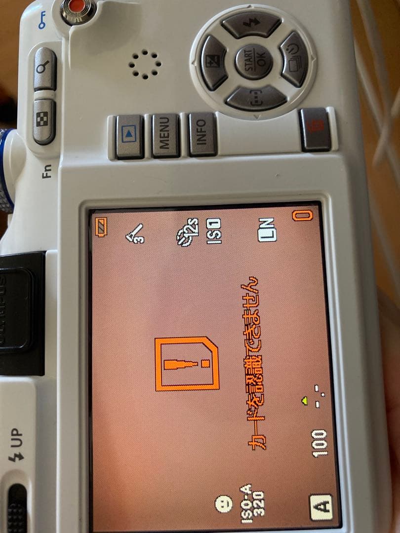 ミラーレス一眼カメラ Olympus Pen E-PL1S レンズ付き 動作良好