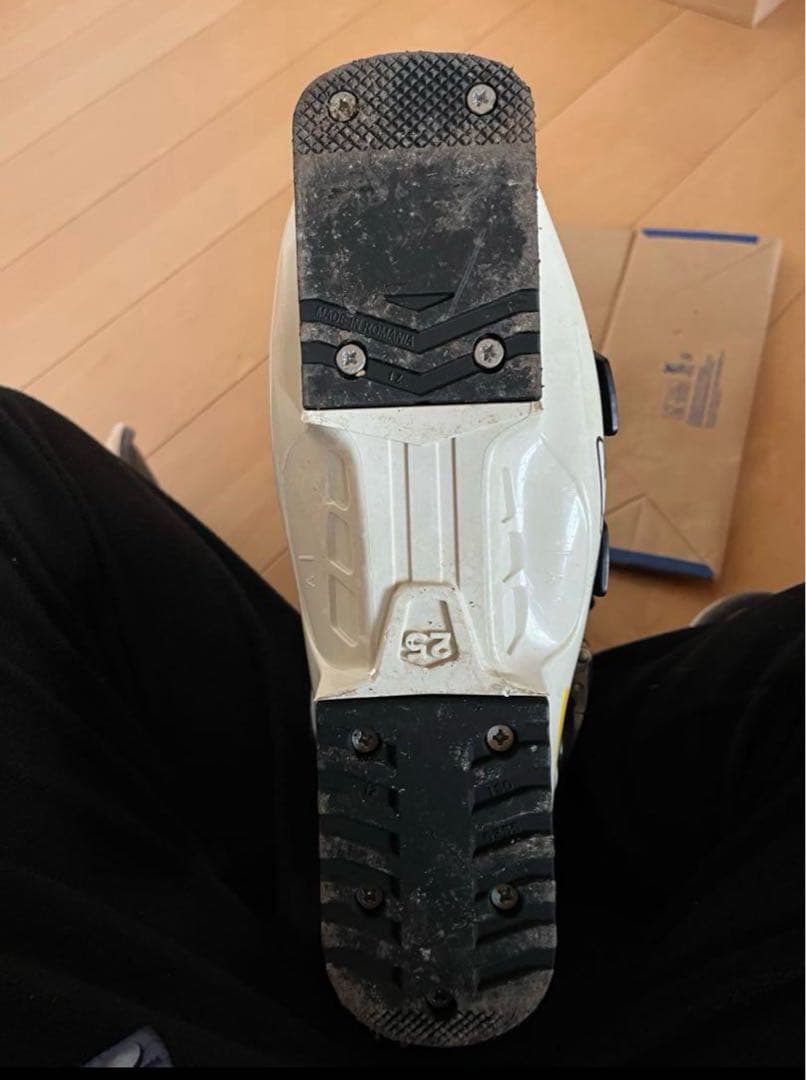 SALOMON FALCON XRファルコン　スキーブーツ靴　25.5