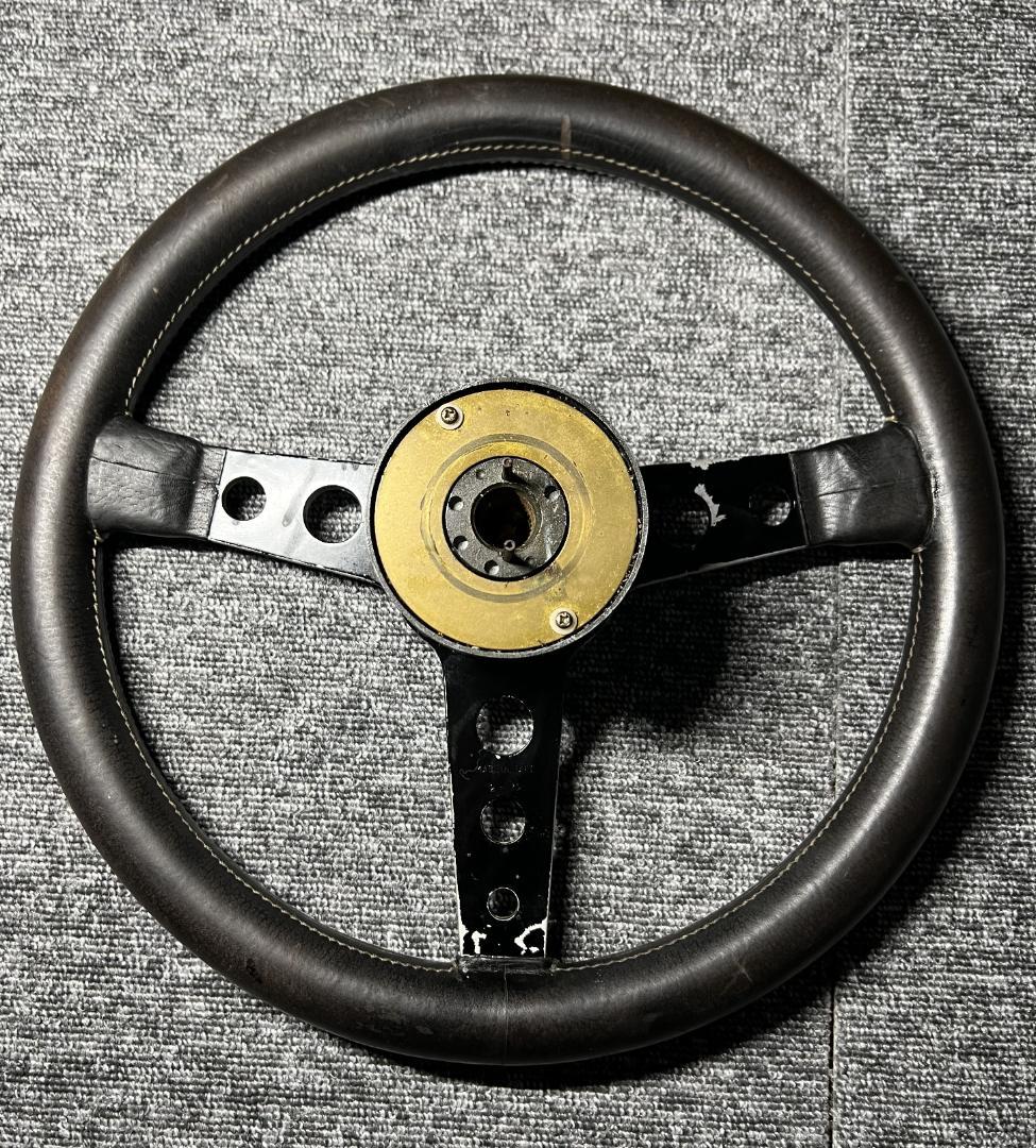 MOMO ステアリング Ronnie Peterson 3スポークヴィンテージ品