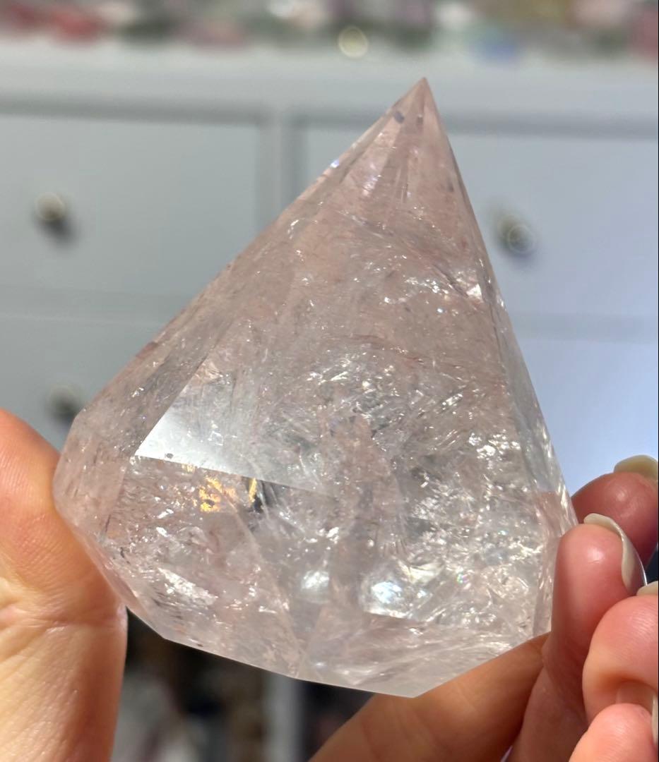 レア　高品質　ピンククォーツ　ピンクアゼツライトBIGダイヤモンド　スタンド付き