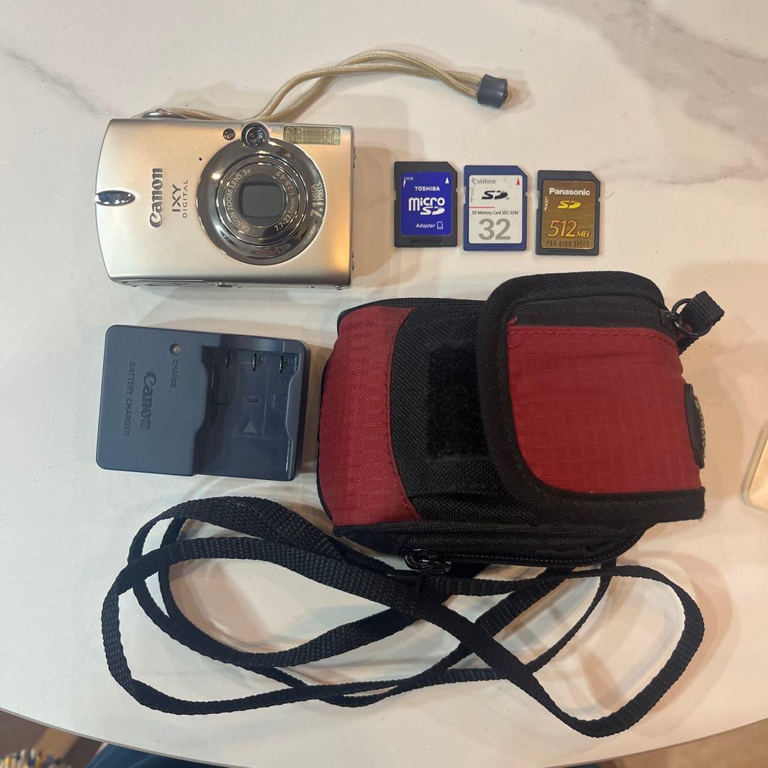 Canon IXY Digital 700 シルバー