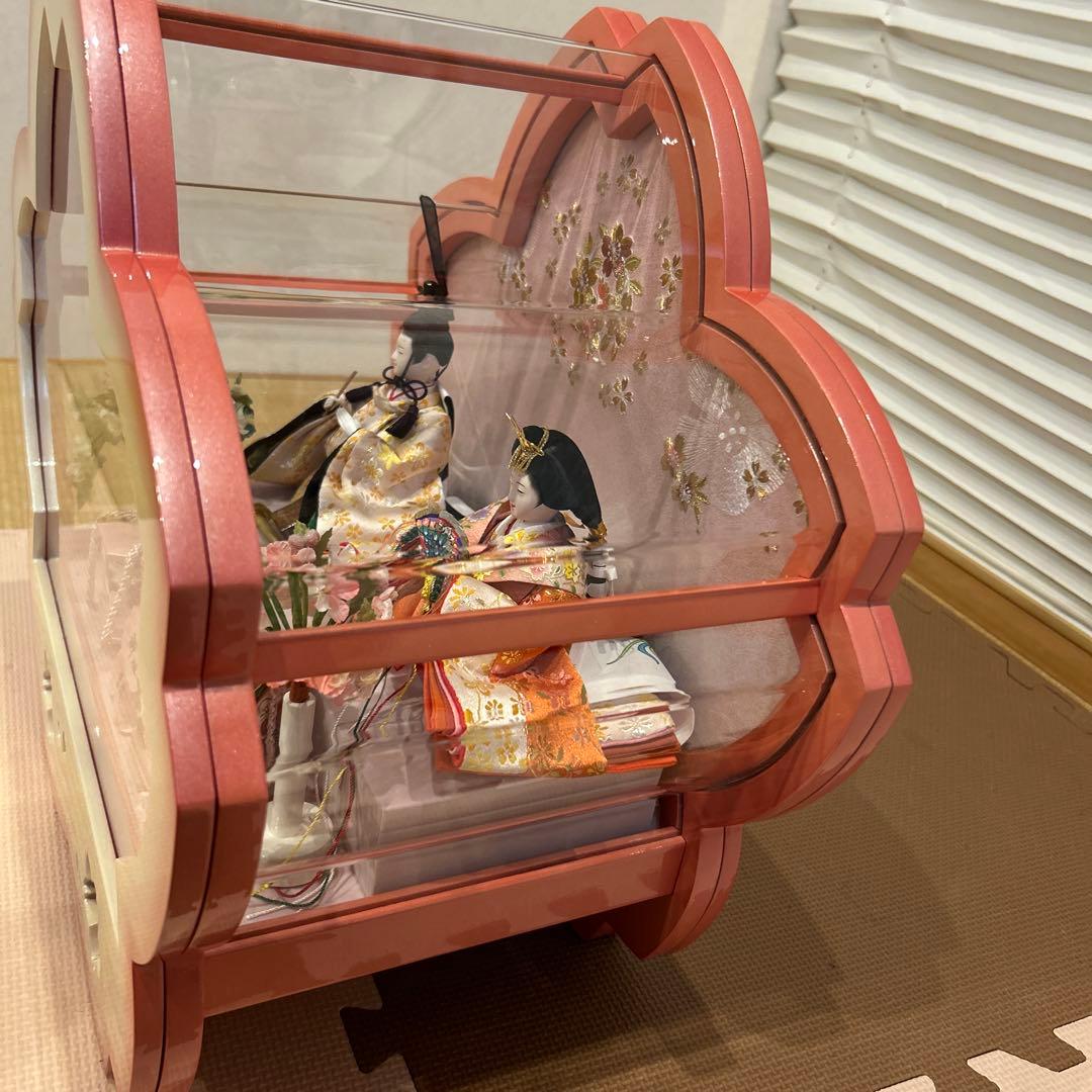 吉徳　ケース入り親王飾り　桜形ガラスケース付き雛人形