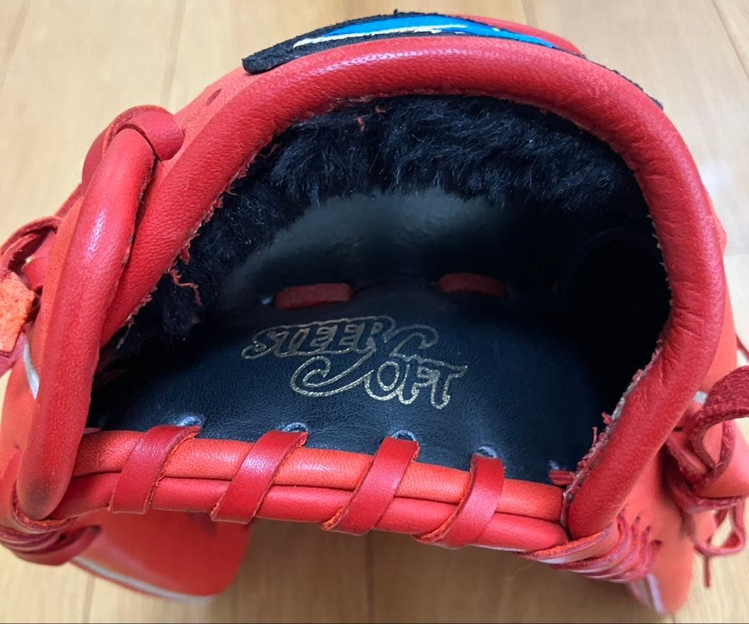 未使用品　ミズノ　ビューリーグ　少年軟式用　小久保モデル　　青ビュー