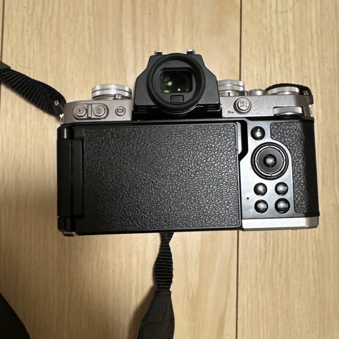 Nikon Z fc ミラーレスカメラ16-50mm レンズキット