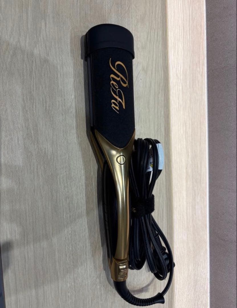 （美品）リファ パワーストレートアイロン サロン限定モデル 専用ポーチ付き