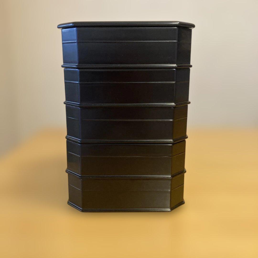 ほぼ未使用 懐石道具 木製黒真塗 5段縁高重 紙箱