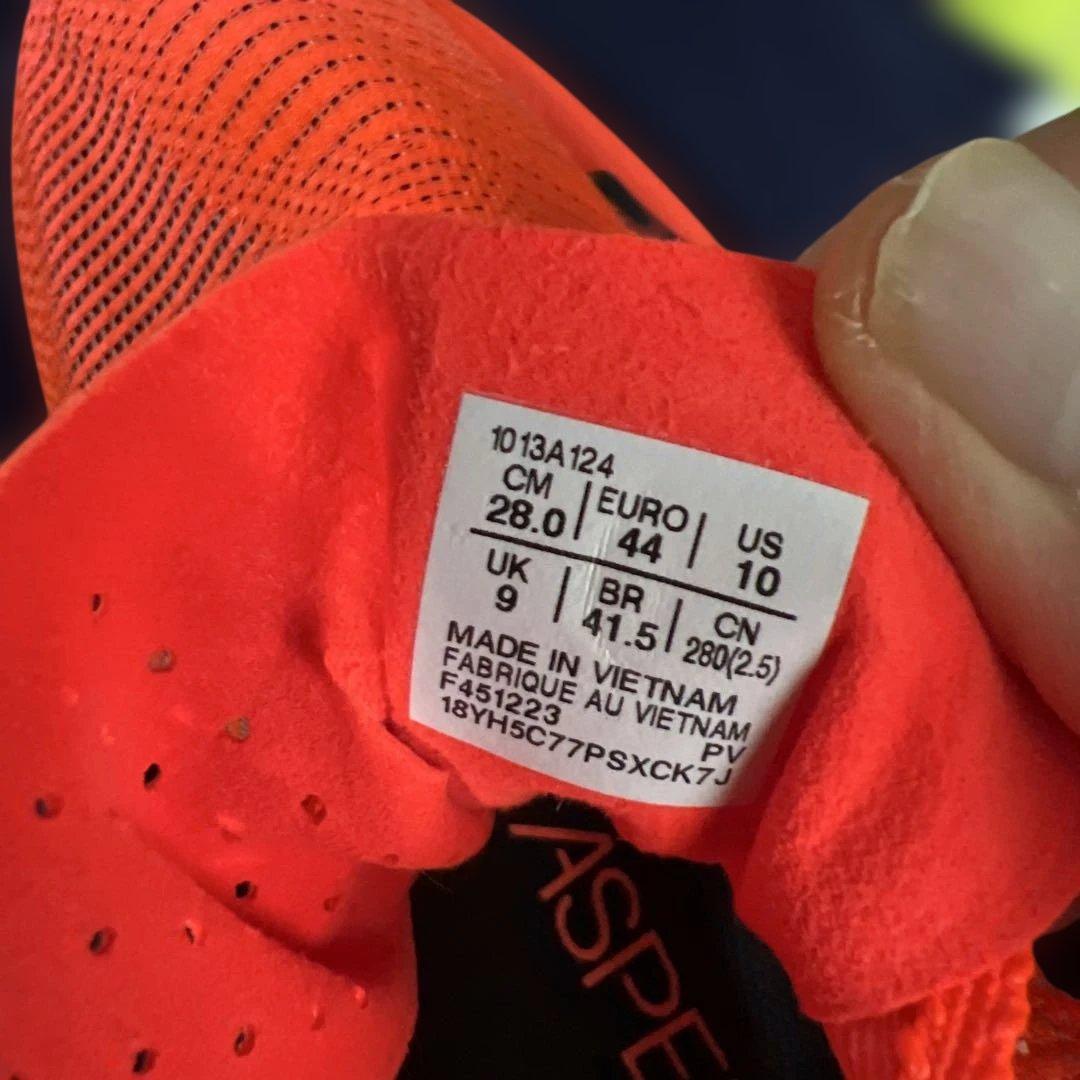 メタスピードエッジパリ28.0cm