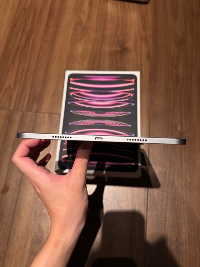 iPad Pro 11 インチ 第4世代 M2 128GB wifi シルバー