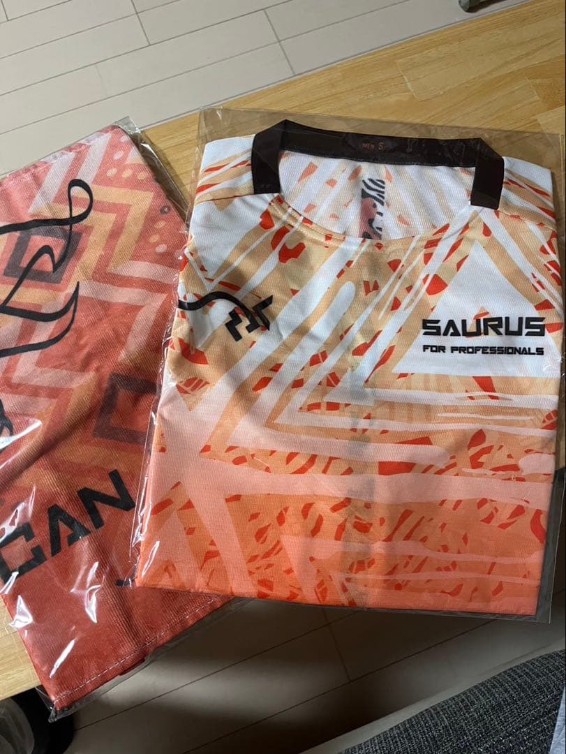 アミノサウルス ノースリーブ　タオルセット