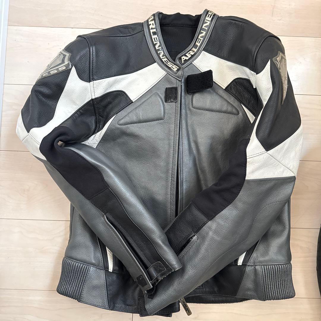 ARLENNESS バイクウェアセットアップ