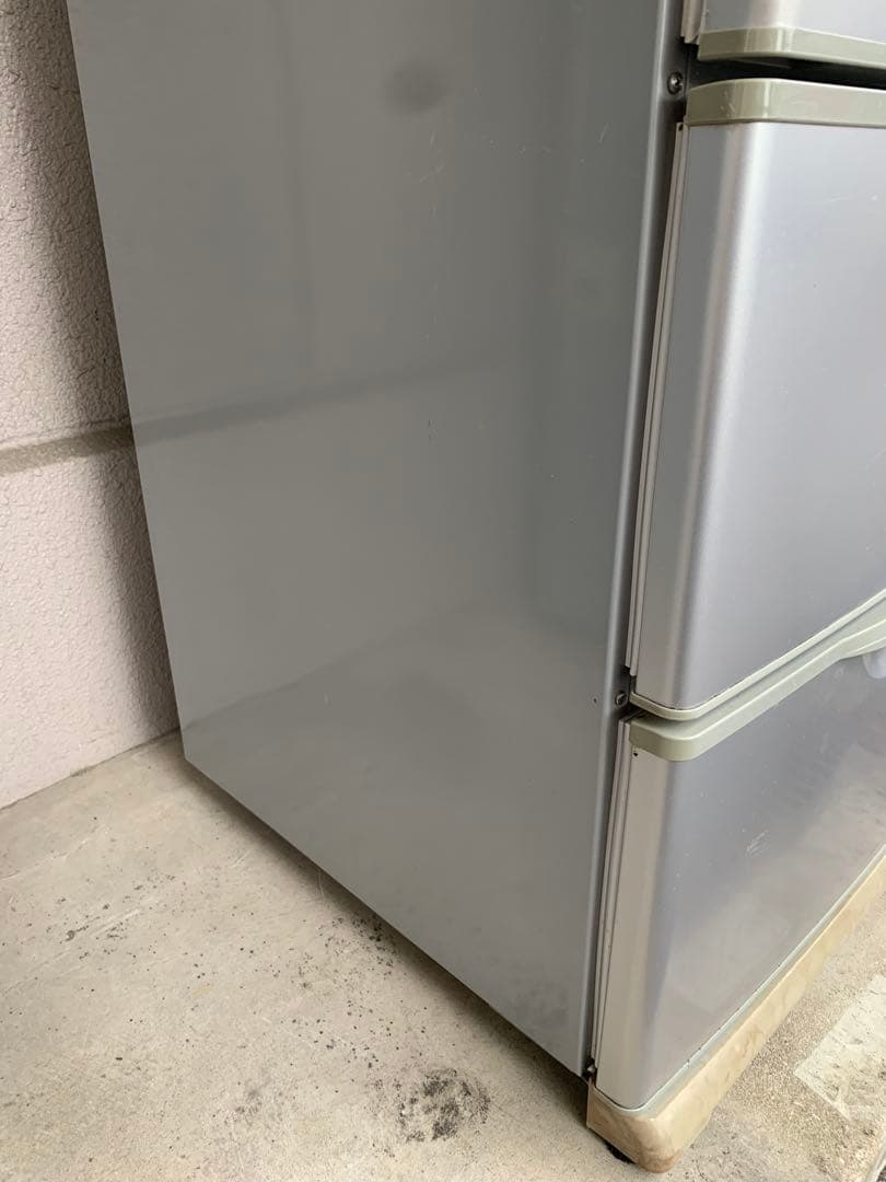 シルバー 3ドア冷蔵庫　サンヨー