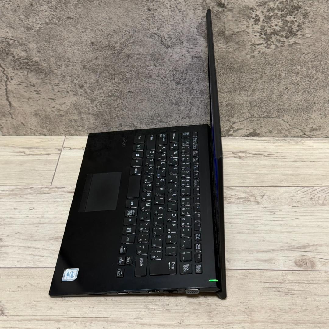 第8世代i3 Office2021 超薄型軽量 VAIO ノートパソコン