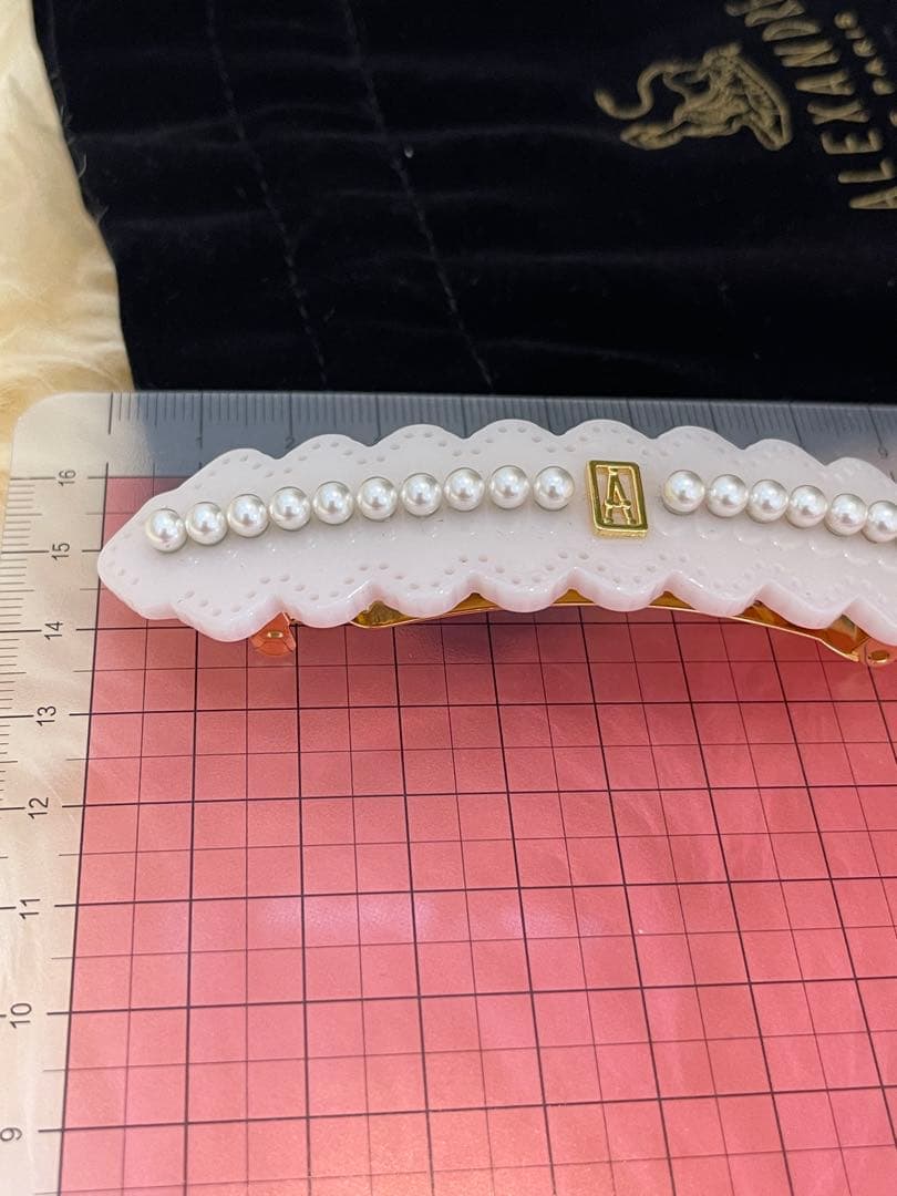 ALEXANDRE DE PARIS パールデザイン バレッタ (8 cm)
