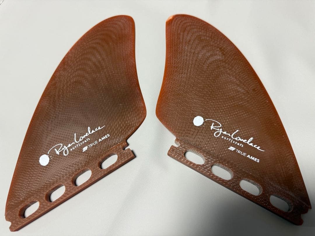 ライアンラブレス ライアンラブレース TRUEAMES ツインフィン フィッシュ