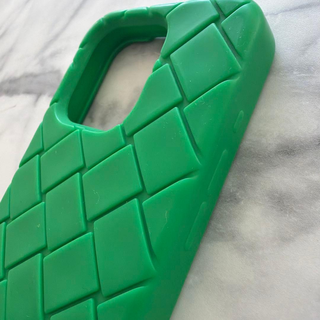 Bottega Veneta グリーン iPhoneケース