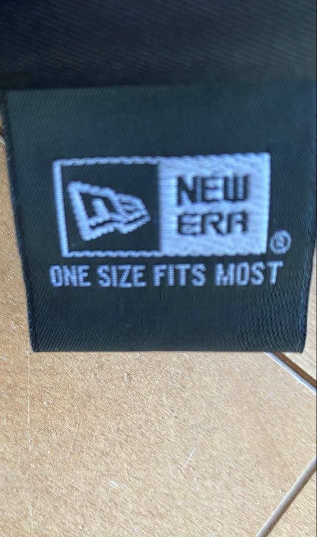 supreme New Era Blackletter Beanieおまけ付き