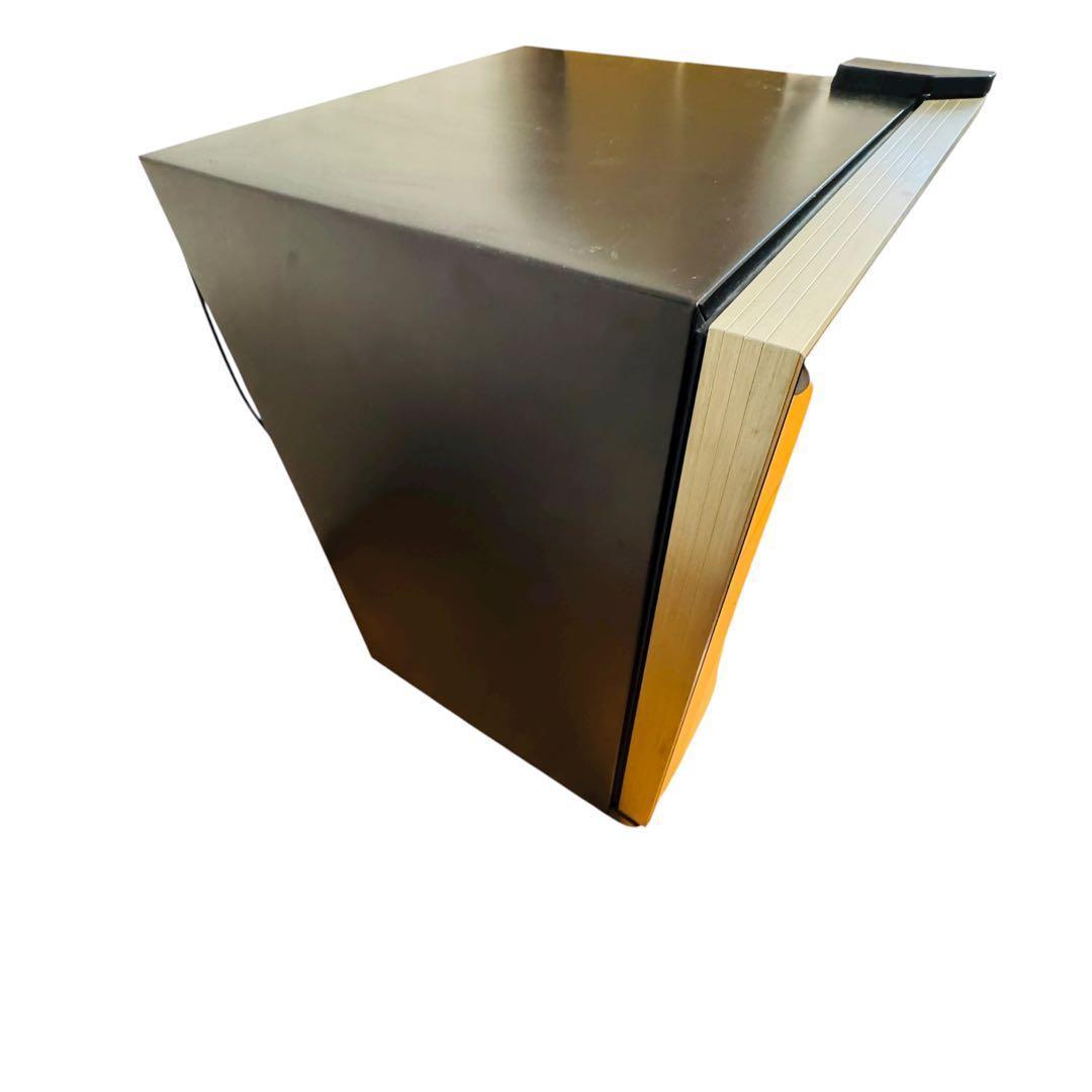 フォルスター ワインセラー FJC-85G(BK)