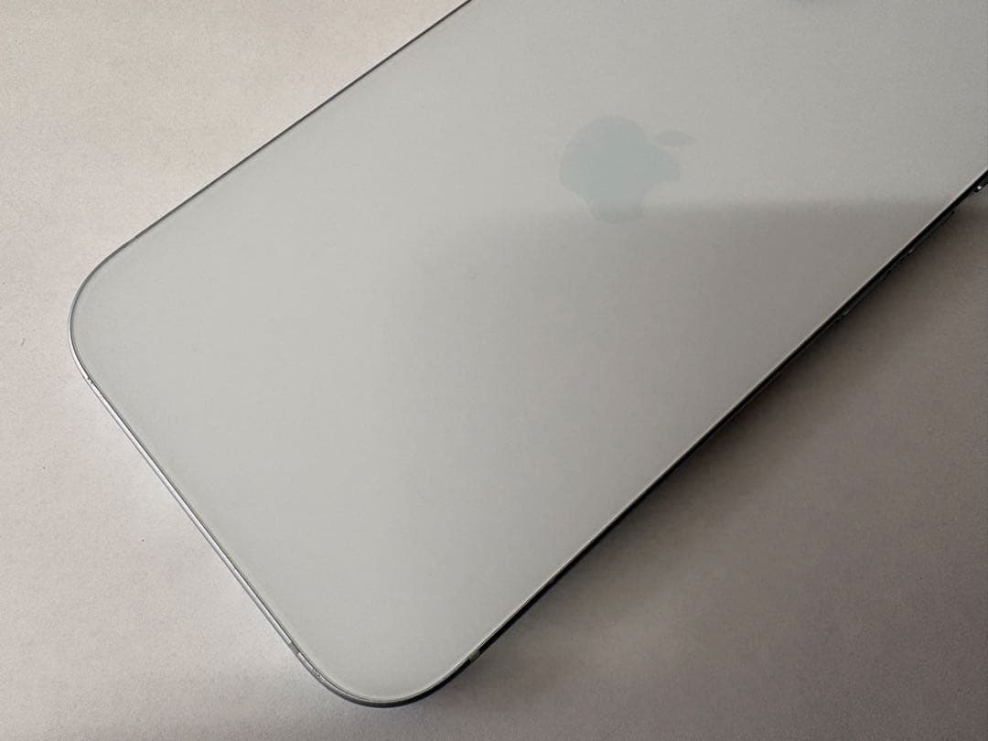 Apple iPhone 15 128GB SIMフリー ブルー 充電95%