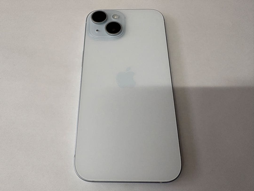 Apple iPhone 15 128GB SIMフリー ブルー 充電95%