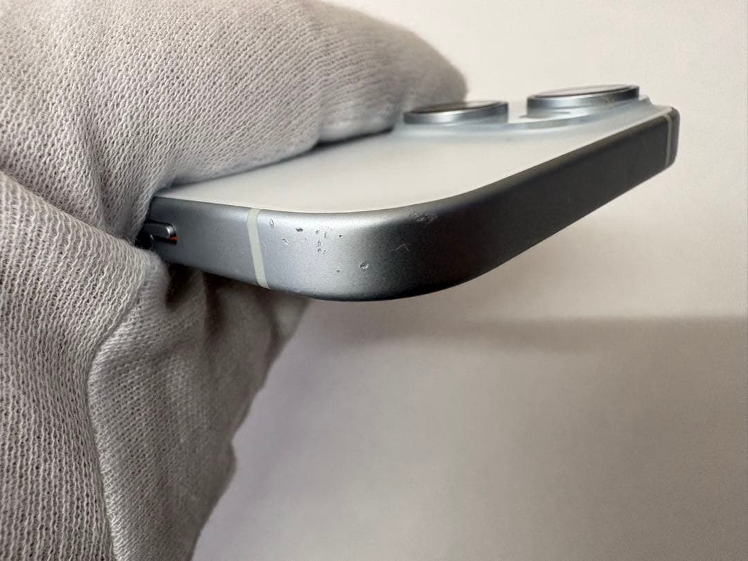 Apple iPhone 15 128GB SIMフリー ブルー 充電95%