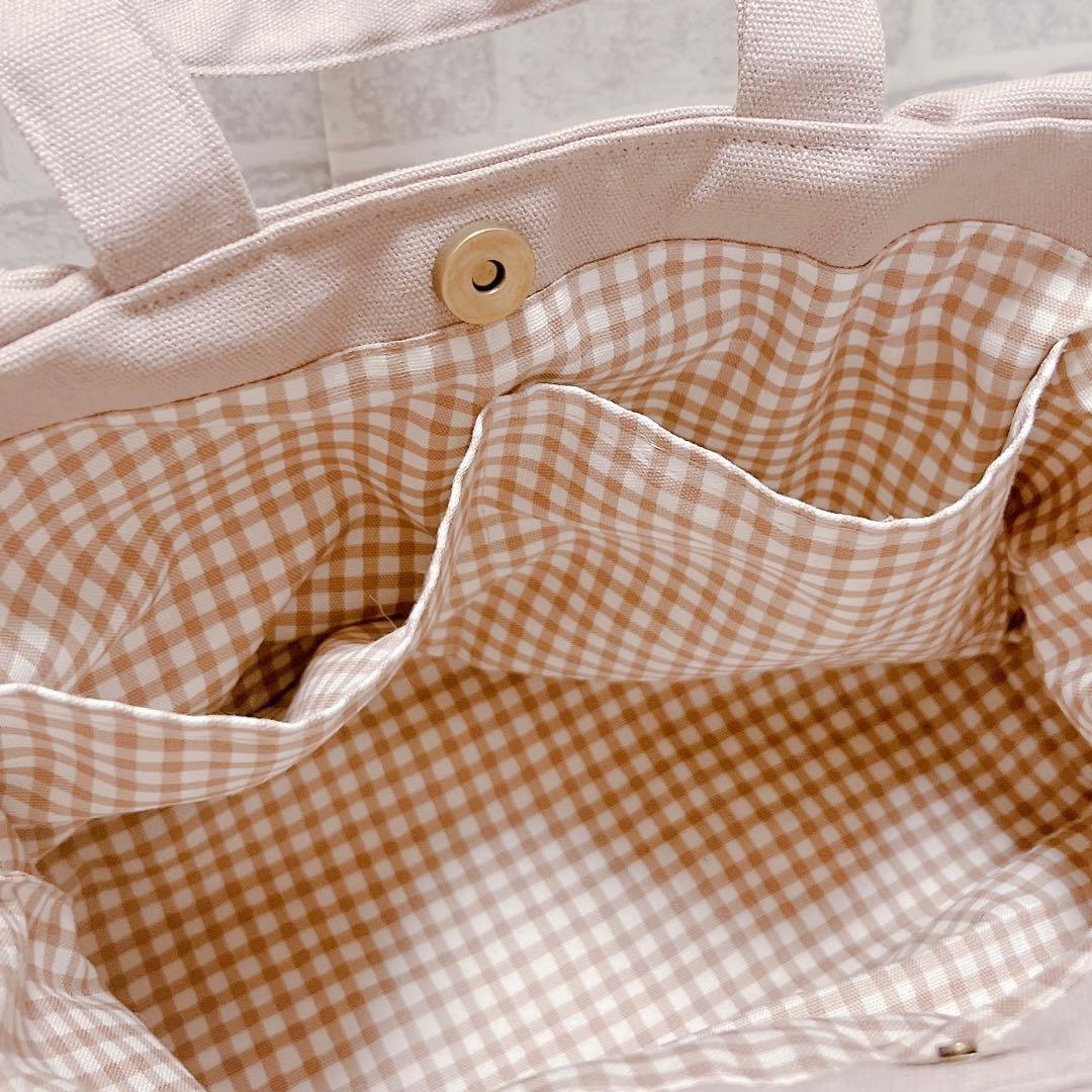 刺繍 入り フリルトートバッグ コヤンイサムチョン 猫 ベージュ