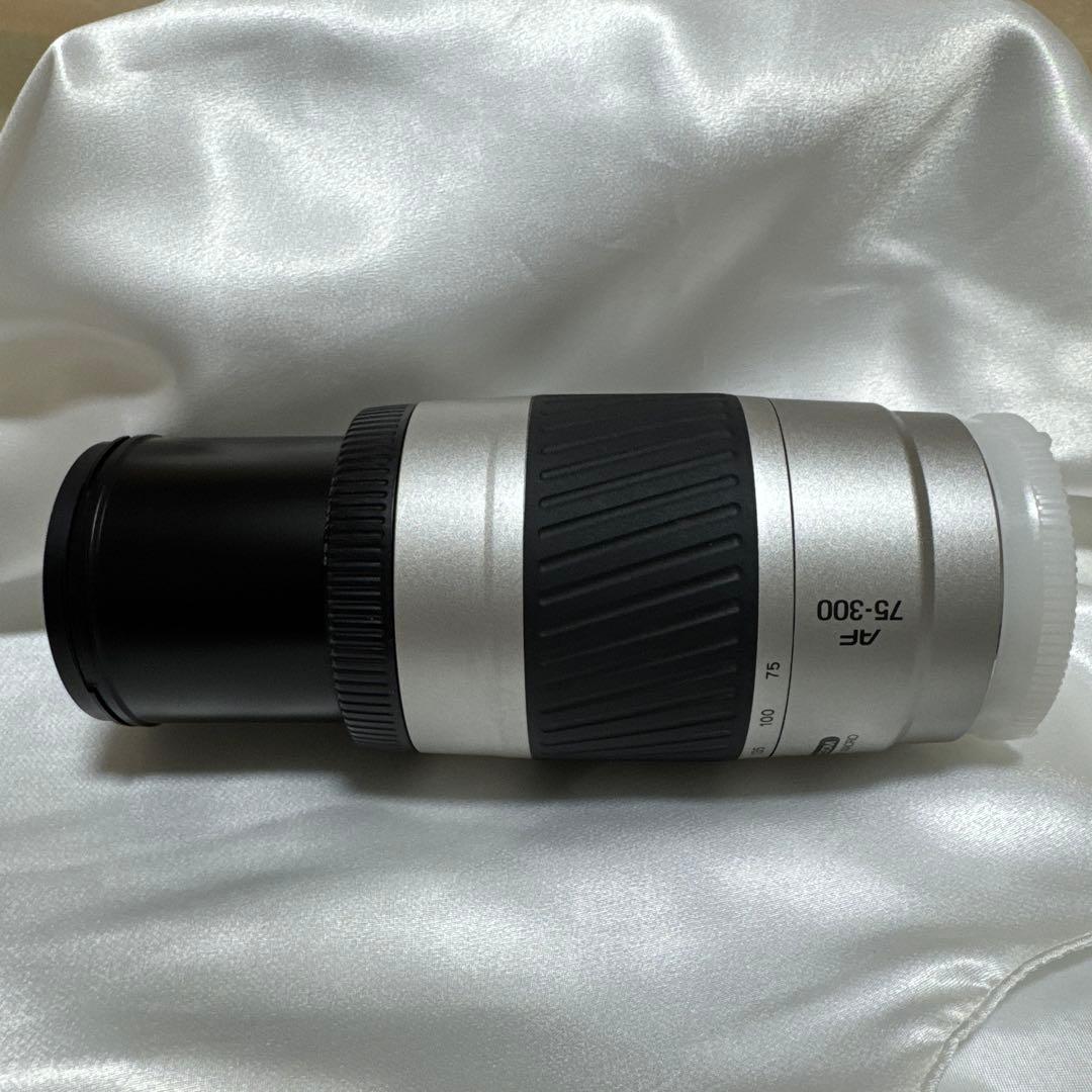 ミノルタAF ZOOM 75-135mm F4.5 MACRO 望遠レンズ
