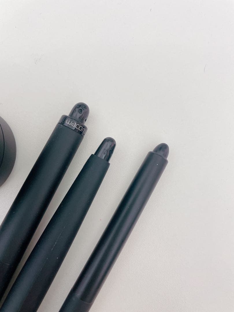 WACOM 液タブ Cintiq 22 FHD 　DTK2260K0D