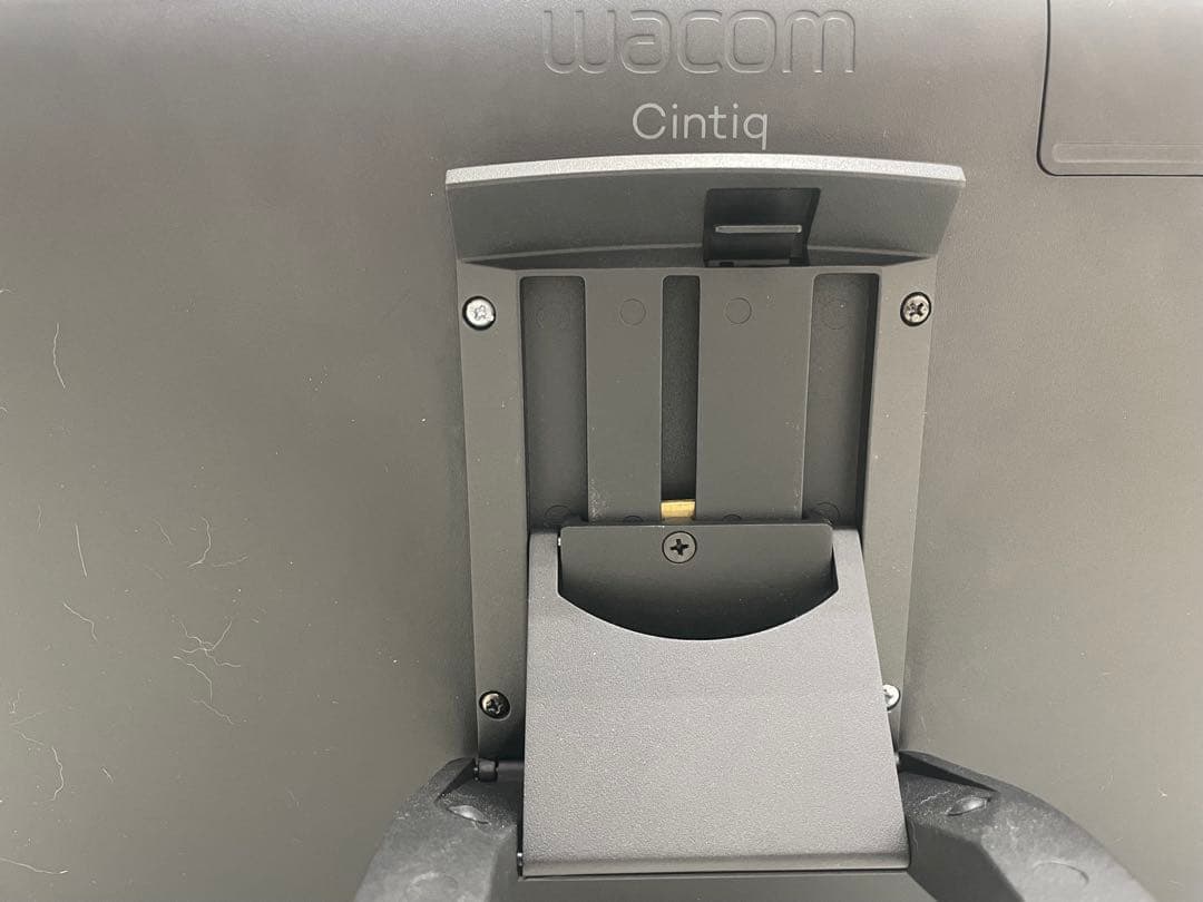 WACOM 液タブ Cintiq 22 FHD 　DTK2260K0D