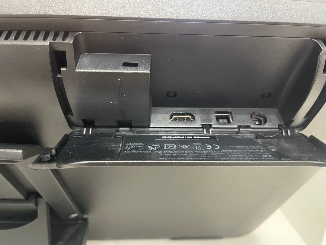 WACOM 液タブ Cintiq 22 FHD 　DTK2260K0D