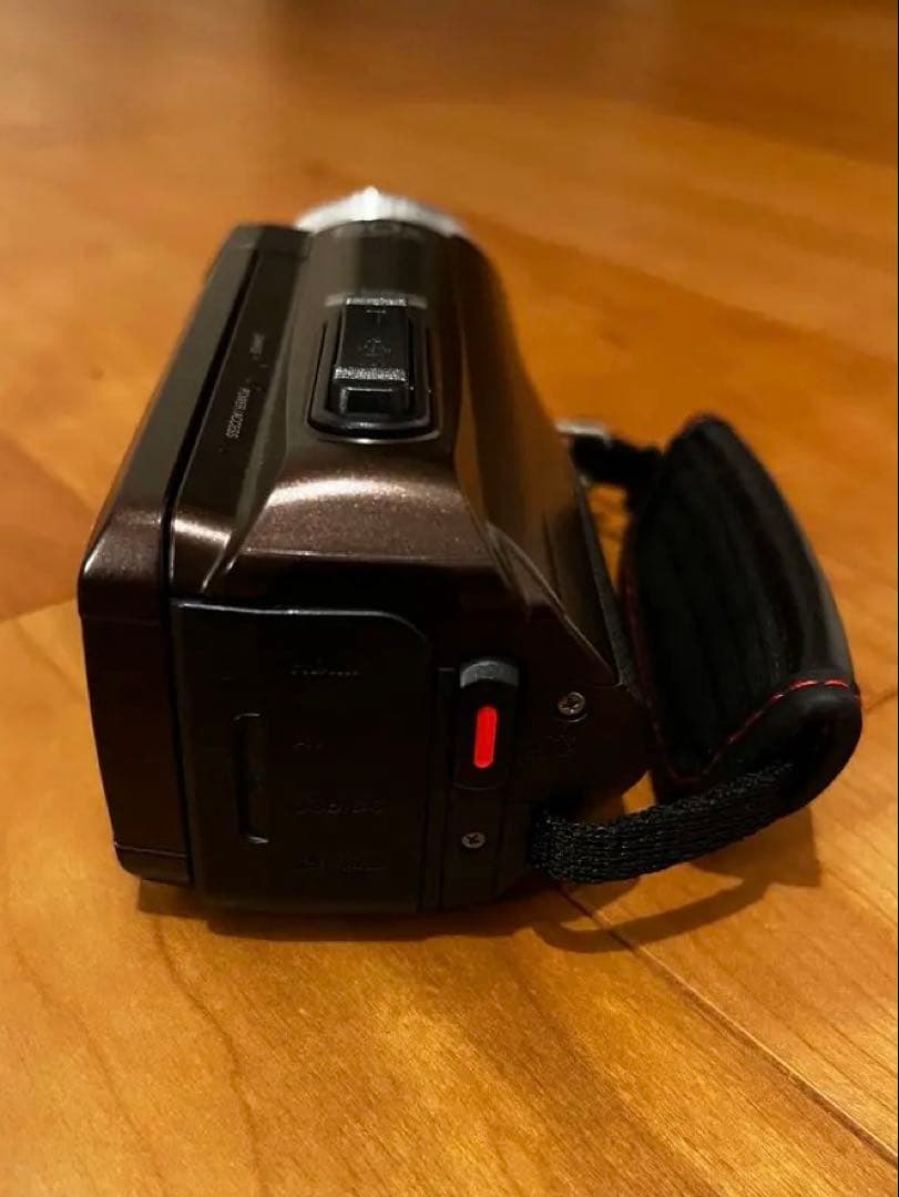 JVC製ビデオカメラGZ-R70防水 32GB内蔵メモリー