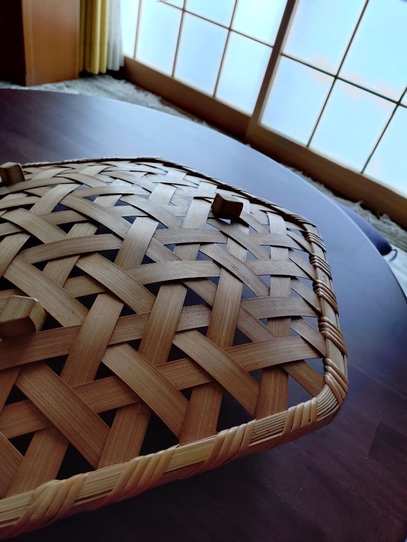別府竹細工　六角形　　　亀甲網作家物　盛り皿 籠　直径約40cm〜45cm
